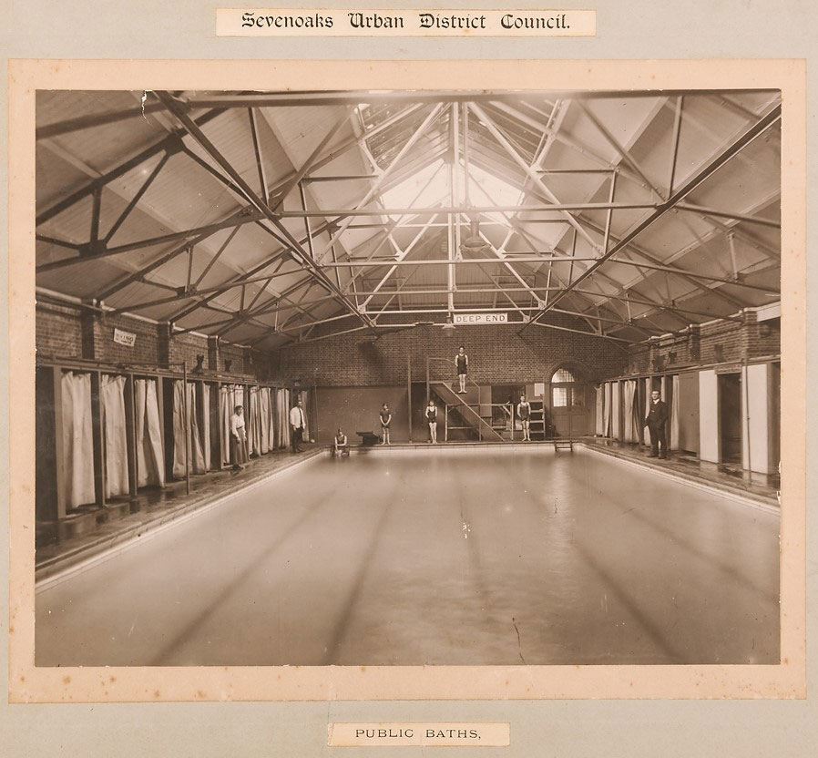 Sevenoaks swimming baths (early 1900s), © Kent County Council Sevenoaks Museum