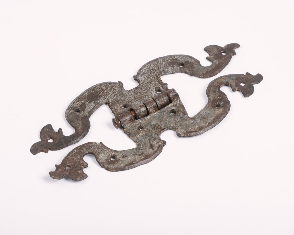 Decorative iron door hinge