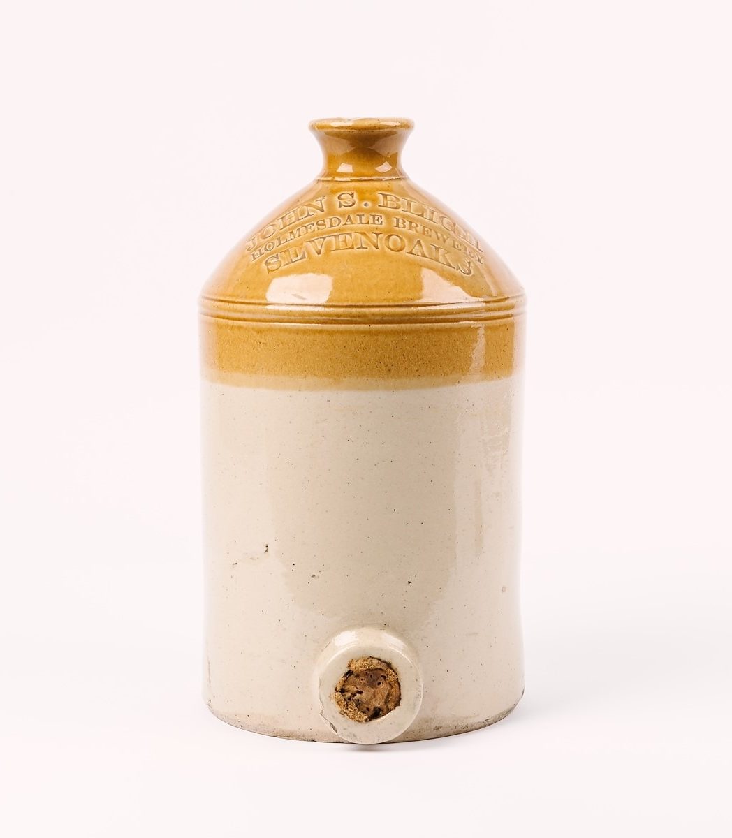 Stoneware flagon